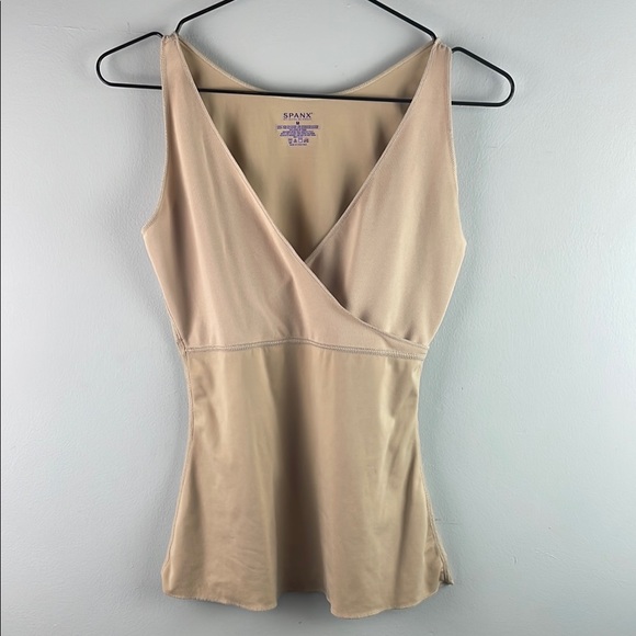 SPANX Tan Shapewear Sleeveless Top Size M - Picture 1 of 4